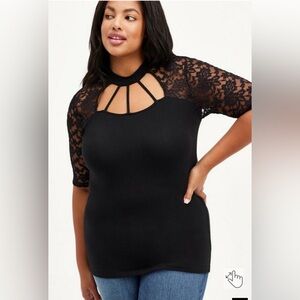 Torrid Black Foxy Choker Lace Stretchy Top, Size 12 Large/Torrid size 0, New
